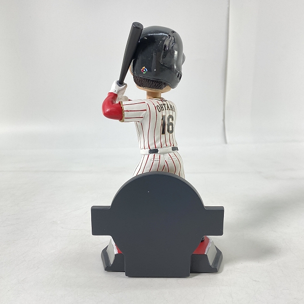 実際に弊社で買取させて頂いたFOCO PLAYER BOBBLE ボブルヘッド  WBC 2023 大谷翔平 打者 ホームユニフォーム 侍ジャパン 首振り フィギュアの画像 2枚目