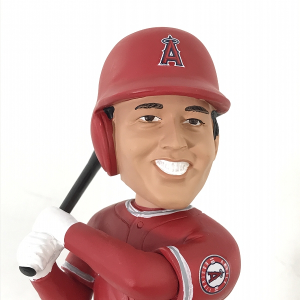 実際に弊社で買取させて頂いたFOCO PLAYER BOBBLE ボブルヘッド ロサンゼルス・エンゼルス ＃17 大谷翔平 二刀流 Spinning Base 首振り フィギュアの画像 4枚目