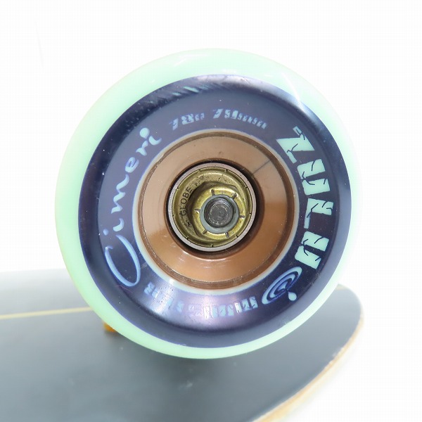 実際に弊社で買取させて頂いたGLOBE/グローブ スカル/ヤシ スケートボード/クルーザー/サーフスケートの画像 3枚目