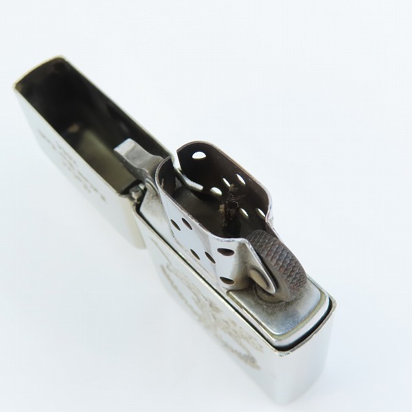 実際に弊社で買取させて頂いたZIPPO/ジッポー CALEE/キャリー EAGLE ZIPPO/イーグルジッポー 16年製の画像 4枚目