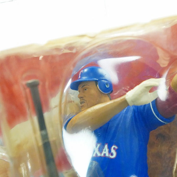 実際に弊社で買取させて頂いた【未開封】McFARLANE TOYS/マクファーレントイズ テキサス・レンジャーズ #19 JUAN GONZALEZ フアン・ゴンザレス フィギュアの画像 2枚目