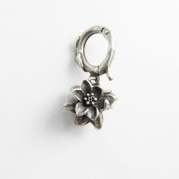 実際に弊社で買取させて頂いた【ギャラ付き】KONRON/コンロン lotus orb/ロータス チャーム ペンダントトップの画像 2枚目