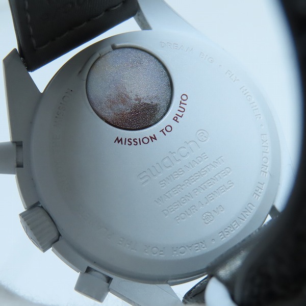 実際に弊社で買取させて頂いたOMEGA×Swatch/オメガ×スウォッチ ムーンウォッチ ミッション トゥ プルート クロノグラフ クオーツ SO33M101の画像 3枚目