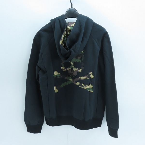 実際に弊社で買取させて頂いた【未使用】mastermind JAPAN/マスターマインド dreaming期 シルクスカルパッチ ジップアップパーカー MC2-SW58-027-2/Mの画像 1枚目