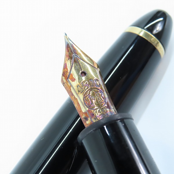 実際に弊社で買取させて頂いたMONTBLANC/モンブラン MEISTERSTUCK/マイスターシュテック NO.146 ペン先刻印14C/585 4810 万年筆