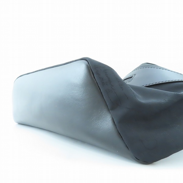 実際に弊社で買取させて頂いたBERLUTI/ベルルッティ カリグラフィ  ボディバッグ/ウエストポーチ ブラックの画像 2枚目