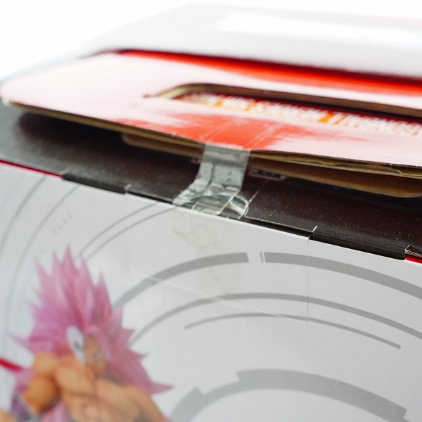 実際に弊社で買取させて頂いた【未開封】BANDAI SPIRITS/バンダイスピリッツ 一番くじ スーパードラゴンボール A賞 紅き仮面のサイヤ人 超サイヤ人ロゼの画像 4枚目