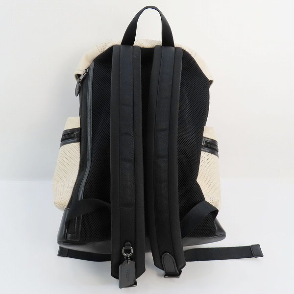実際に弊社で買取させて頂いたCOACH/コーチ パンチングレザー バックパック/リュックサック A1761-F57477の画像 1枚目