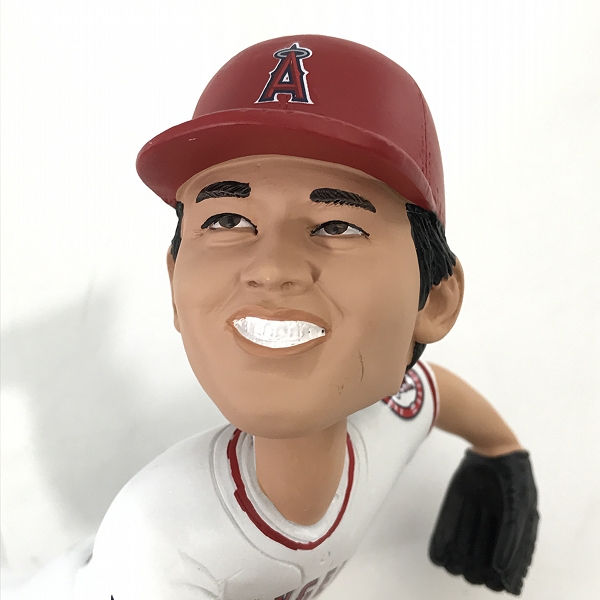 実際に弊社で買取させて頂いたFOCO PLAYER BOBBLE ボブルヘッド ロサンゼルス・エンゼルス ＃17 大谷翔平 二刀流 Spinning Base 首振り フィギュアの画像 3枚目