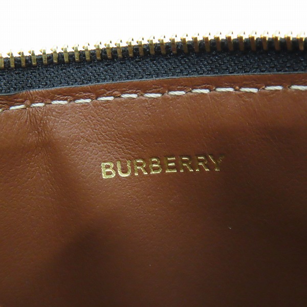 実際に弊社で買取させて頂いたBURBERRY/バーバリー コインケース付きカードケース 8041837-A1189の画像 4枚目