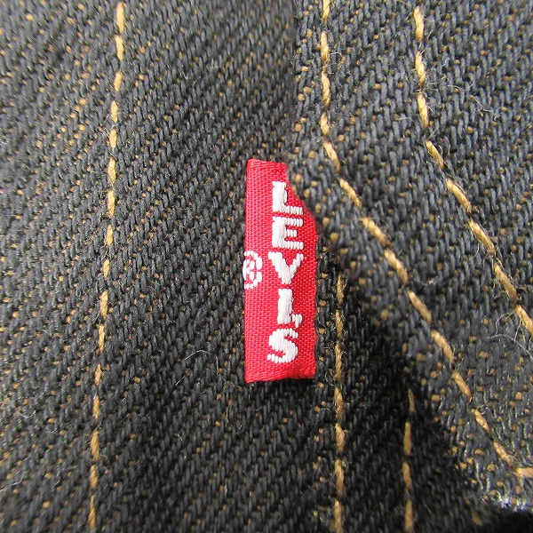 実際に弊社で買取させて頂いたLevi’s × STUSSY/リーバイス ×ステューシー Crispy Rinse Trucker Jacket PC9-A8326-0001/Lの画像 4枚目