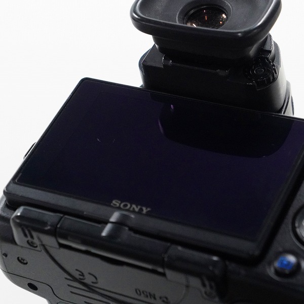 実際に弊社で買取させて頂いたSONY/ソニー α55 SLT-A55V/SAL1855 DT 3.5-5.6/18-55 SAM デジタル一眼レフカメラ AF/シャッター確認済みの画像 6枚目