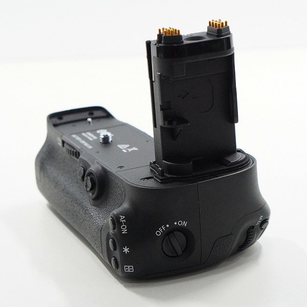 実際に弊社で買取させて頂いたCanon/キャノン BG-E16 BATTERY GRIP バッテリーグリップ 動作確認済みの画像 3枚目