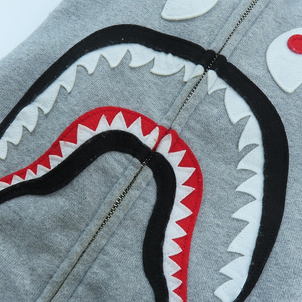 実際に弊社で買取させて頂いたA BATHING APE/アベイシングエイプ シャーク ジップパーカー 001ZPI201003M Lの画像 6枚目