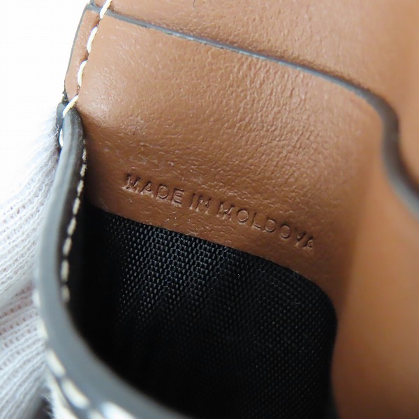 実際に弊社で買取させて頂いたBURBERRY/バーバリー コインケース付きカードケース 8041837-A1189の画像 6枚目