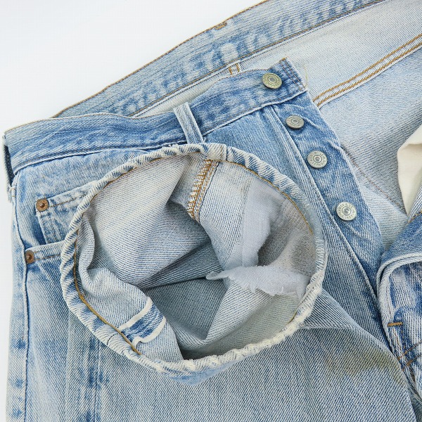 実際に弊社で買取させて頂いたLevis/リーバイス 501 刻印558 スモールe ボタンフライ デニムパンツ/35×34の画像 4枚目