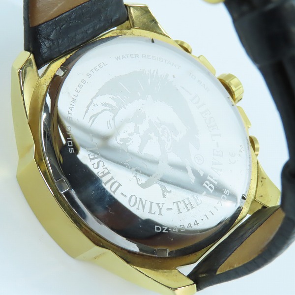 実際に弊社で買取させて頂いたDIESEL/ディーゼル MEGA CHIEF/メガチーフ クオーツ 腕時計 DZ-4344【動作未確認】の画像 3枚目