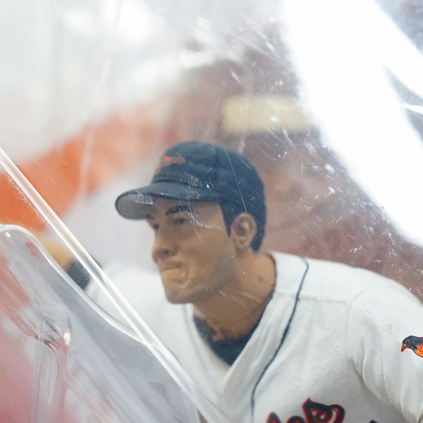 実際に弊社で買取させて頂いた【未開封】McFARLANE TOYS/マクファーレントイズ ボルチモア・オリオールズ #35 MIKE MUSSINA マイク・ムッシーナ フィギュアの画像 2枚目