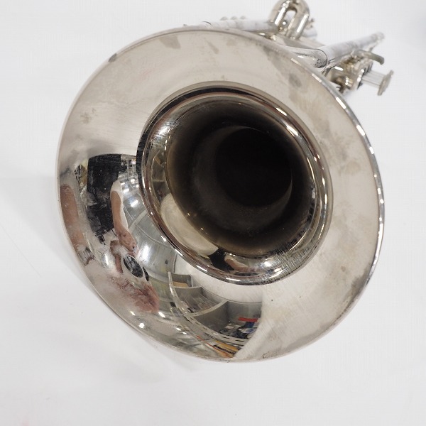 実際に弊社で買取させて頂いたYAMAHA/ヤマハ YTR-1310/YTR1310 トランペット シルバープレート セミハードケース付の画像 2枚目