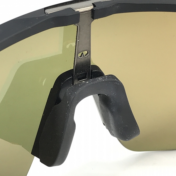 実際に弊社で買取させて頂いたOAKLEY/オークリー スートロライト サングラス Sutro Lite OO9463A-1039の画像 3枚目