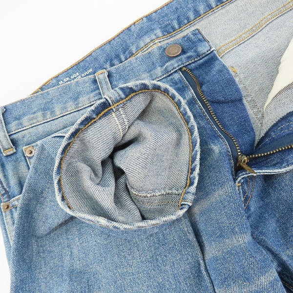 実際に弊社で買取させて頂いたCELINE/セリーヌ デニムパンツ N120 640E 07UW/31の画像 5枚目