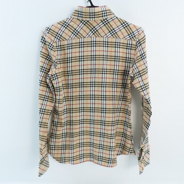 実際に弊社で買取させて頂いたBurberry London BLUE LABEL/バーバリーロンドン ブルーレーベル ノバチェック 長袖ボタンシャツ FEF33-639-52/38の画像 1枚目