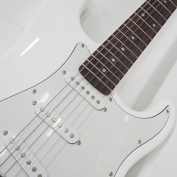 実際に弊社で買取させて頂いた★Mavis/メイビス MST-200 ストラトキャスターType エレキギター ギグケース付の画像 4枚目