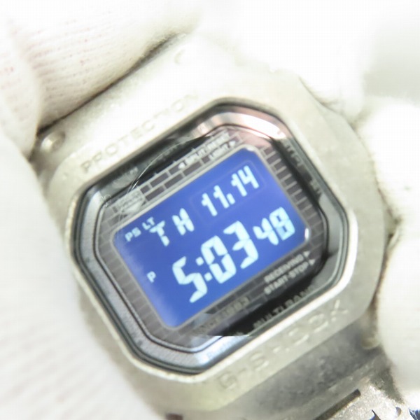 実際に弊社で買取させて頂いたG-SHOCK/G-ショック 40th Anniversary/40周年記念 RECRYSTALLIZED 腕時計 GMW-B5000PS-1JRの画像 6枚目