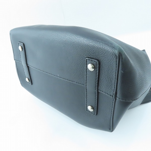 実際に弊社で買取させて頂いたBURBERRY/バーバリー LL SM BELT BAG スモール レザー ベルトバッグ 4078578の画像 2枚目