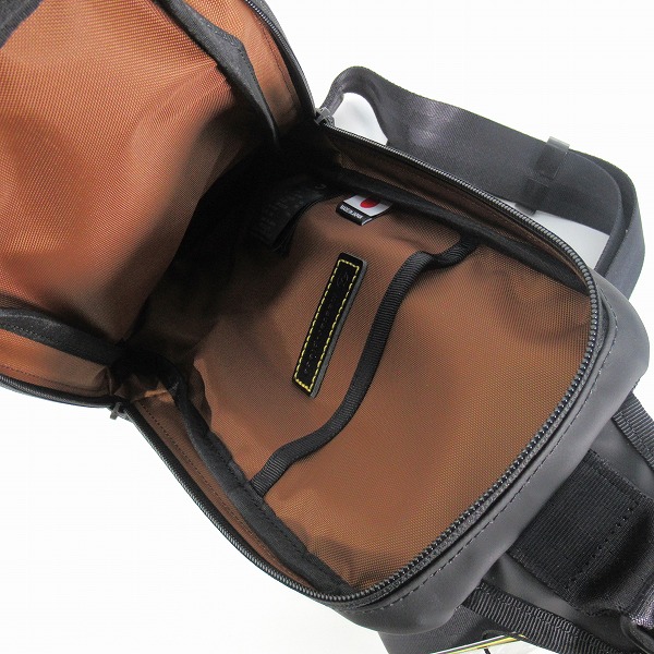 実際に弊社で買取させて頂いた【未使用】master-piece/マスターピース SLICK スリングバッグ 02484の画像 4枚目