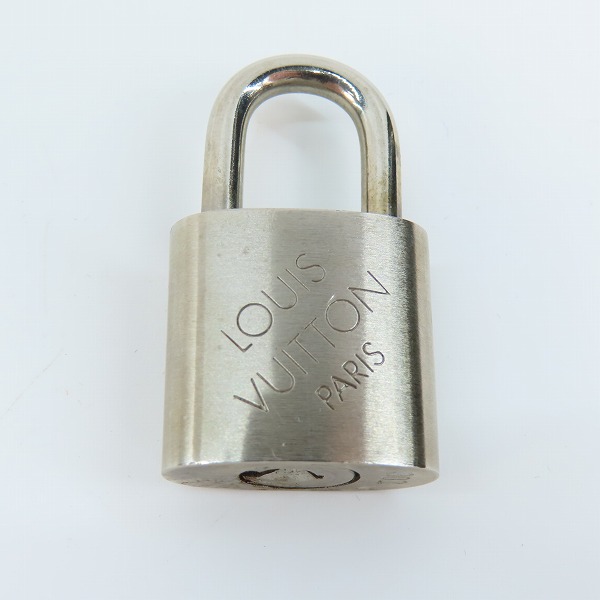 実際に弊社で買取させて頂いたLOUIS VUITTON/ルイヴィトン パドロック 南京錠の画像 1枚目