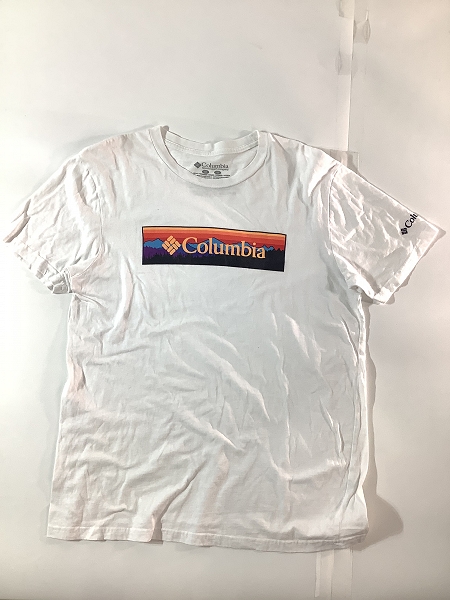 実際に弊社で買取させて頂いた【おまとめ】ビームス/ゲス/コロンビア 等 カットソー/Tシャツ/パーカー 等の画像 4枚目