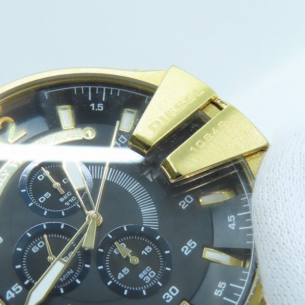 実際に弊社で買取させて頂いたDIESEL/ディーゼル MEGA CHIEF/メガチーフ クオーツ 腕時計 DZ-4344【動作未確認】の画像 4枚目