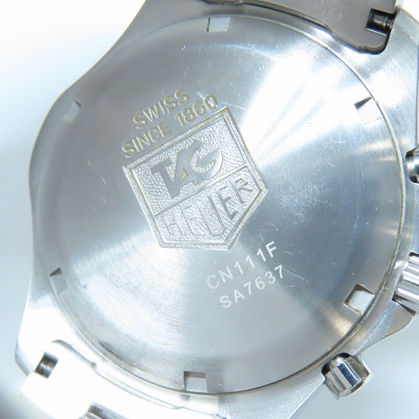 実際に弊社で買取させて頂いたTAG HEUER/タグホイヤー エクスクルーシブ クロノグラフ プロフェッショナル 200m CN111F 【動作未確認】の画像 4枚目