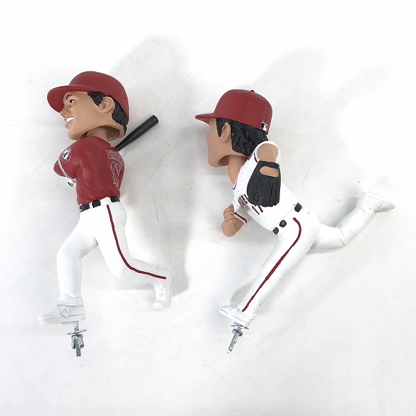 実際に弊社で買取させて頂いたFOCO PLAYER BOBBLE ボブルヘッド ロサンゼルス・エンゼルス ＃17 大谷翔平 二刀流 Spinning Base 首振り フィギュアの画像 2枚目