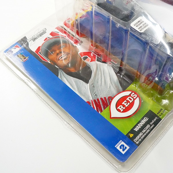実際に弊社で買取させて頂いた【未開封】McFARLANE TOYS/マクファーレントイズ シンシナティ・レッズ #30 KEN GRIFFEY JR. ケン・グリフィー・ジュニアの画像 5枚目