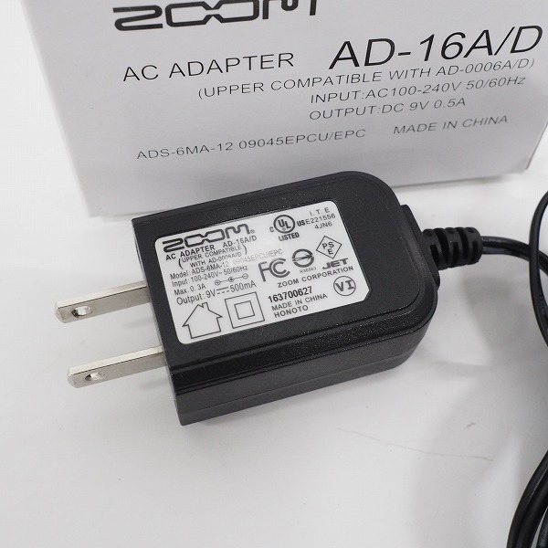 実際に弊社で買取させて頂いたZOOM/ズーム A3 Pre-Amp & Effects for Acoustic Guitar アコースティックギター用プリアンプ エフェクター/動作確認済の画像 7枚目