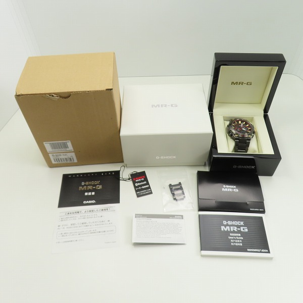 実際に弊社で買取させて頂いたG-SHOCK/Gショック MR-G SERIES 赤備え タフソーラー 腕時計 MRG-B2000B-1A4JRの画像 9枚目