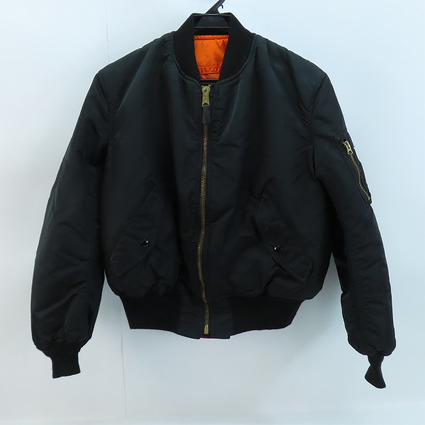 実際に弊社で買取させて頂いたALPHA INDUSTRIES/アルファインダストリーズ リバーシブル フライトジャケット MA-1 ブラック/オレンジ MIL-J-82790J/L