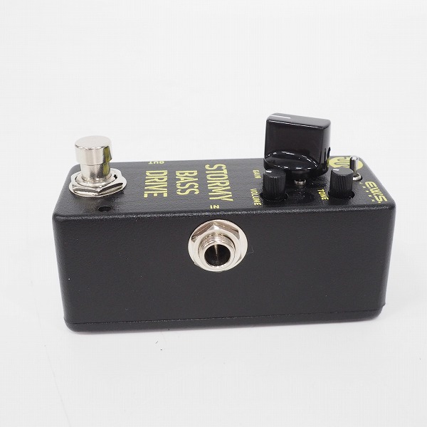 実際に弊社で買取させて頂いたE.W.S./エンジニアリング ワーク ストア Stormy Bass Drive ベース用オーバードライブ エフェクター【動作確認済】の画像 2枚目