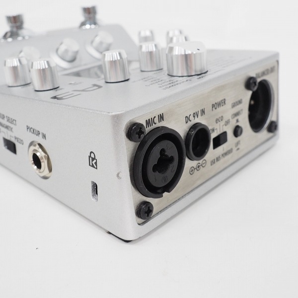 実際に弊社で買取させて頂いたZOOM/ズーム A3 Pre-Amp & Effects for Acoustic Guitar アコースティックギター用プリアンプ エフェクター/動作確認済の画像 5枚目