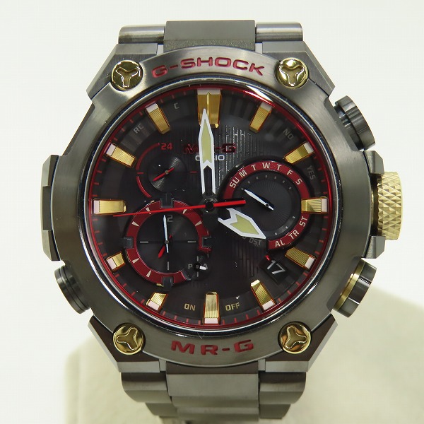 実際に弊社で買取させて頂いたG-SHOCK/Gショック MR-G SERIES 赤備え タフソーラー 腕時計 MRG-B2000B-1A4JRの画像 1枚目