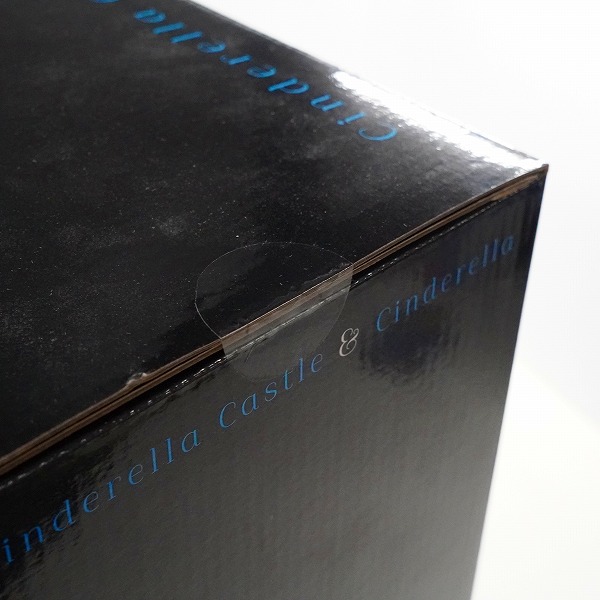 実際に弊社で買取させて頂いた【未開封】Happyくじ ディズニー100 A賞 シンデレラ城＆シンデレラ フィギュアセットの画像 5枚目