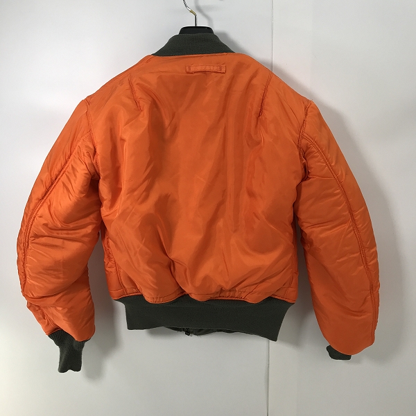 実際に弊社で買取させて頂いたALPHA INDUSTRIES/アルファインダストリーズ MA-1 1968復刻モデル リバーシブル フライトジャケット MIL-J-8279D/Sの画像 3枚目