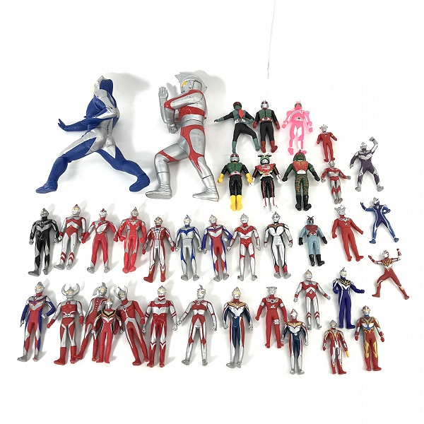 実際に弊社で買取させて頂いた【おまとめ】BANDAI/バンダイ ウルトラマン/仮面ライダー ソフビ 等