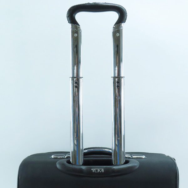 実際に弊社で買取させて頂いたTUMI/トゥミ Arrive Heathrow/アライブ 2輪 スーツケース/キャリーバッグ 25021Dの画像 5枚目