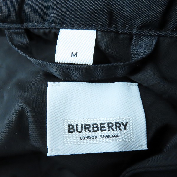 実際に弊社で買取させて頂いたBURBERRY/バーバリー ロゴ ナイロンパーカー/ジャケット 8037487/Mの画像 3枚目