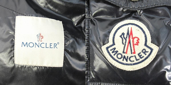 実際に弊社で買取させて頂いた【JPタグ】MONCLER/モンクレール K2 DOWN JACKET/ダウンジャケット 41303/60/68 950/0の画像 6枚目