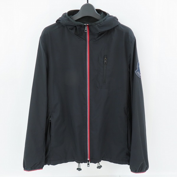 実際に弊社で買取させて頂いた【JPタグ】MONCLER/モンクレール AMASTAN ナイロンジャケット ジップアップパーカー H10921A00016/1