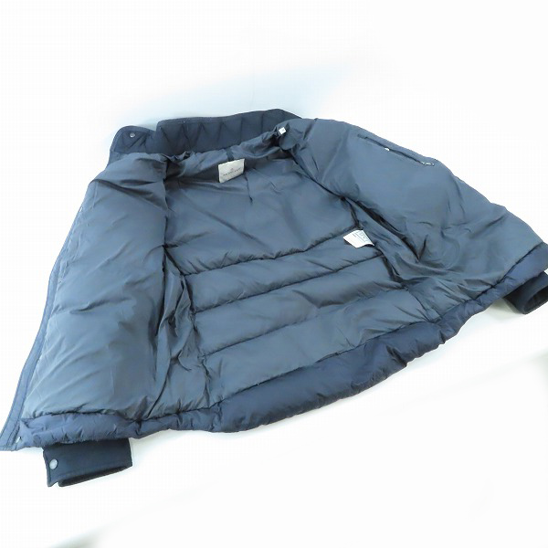 実際に弊社で買取させて頂いたMONCLER/モンクレール DECROUX GIUBBOTTO/ダウンジャケット C20914197885 53227/4の画像 2枚目